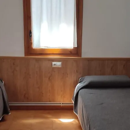 Affittacamere Habitacions La Coma De 3*